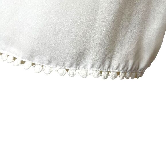 𝅺white Blouse With Lace 🌻 - Picture 5 of 6